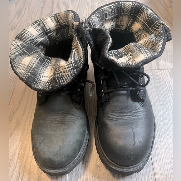 Timberland: Genuine Leather Boots - Picture 3 of 5